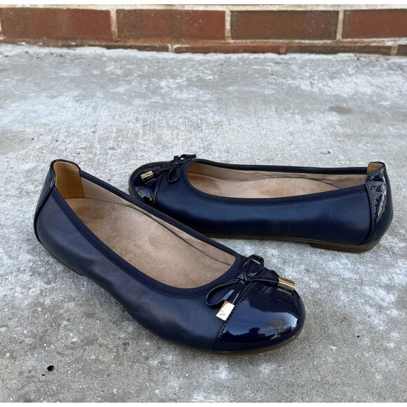 Vionic Shoes Minna Ballet Flat Women's 6.5 Navy Blue Bow Cap Toe WORN ONCE - Picture 1 of 9